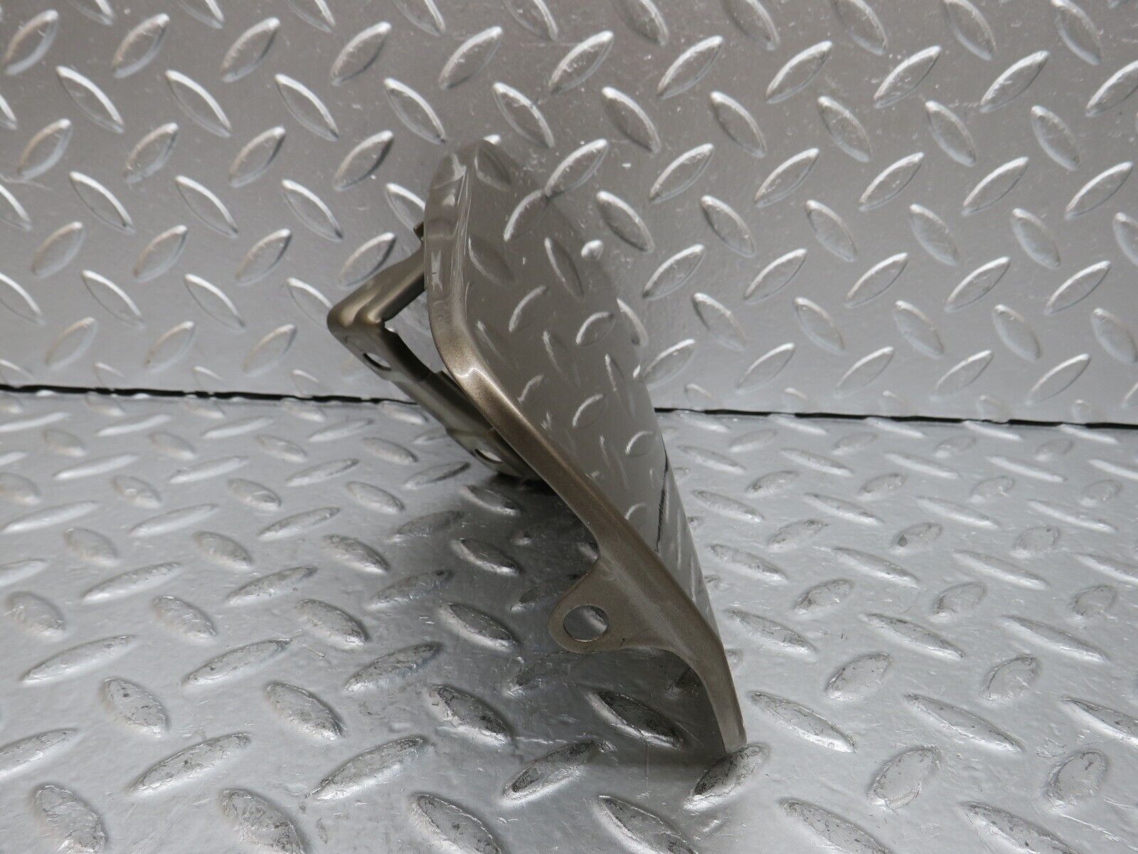 29366 Mercedes-Benz W124 230E Fuel Tank Flap Cap 1245844039