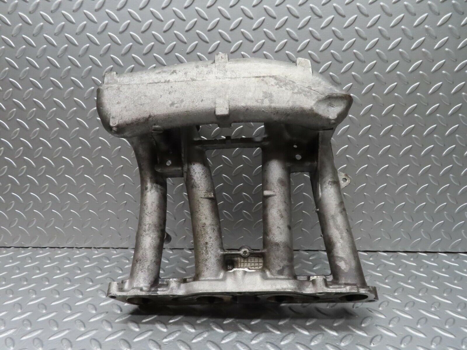 14809 Mercedes-Benz W201 190E Intake Manifold 1021413501