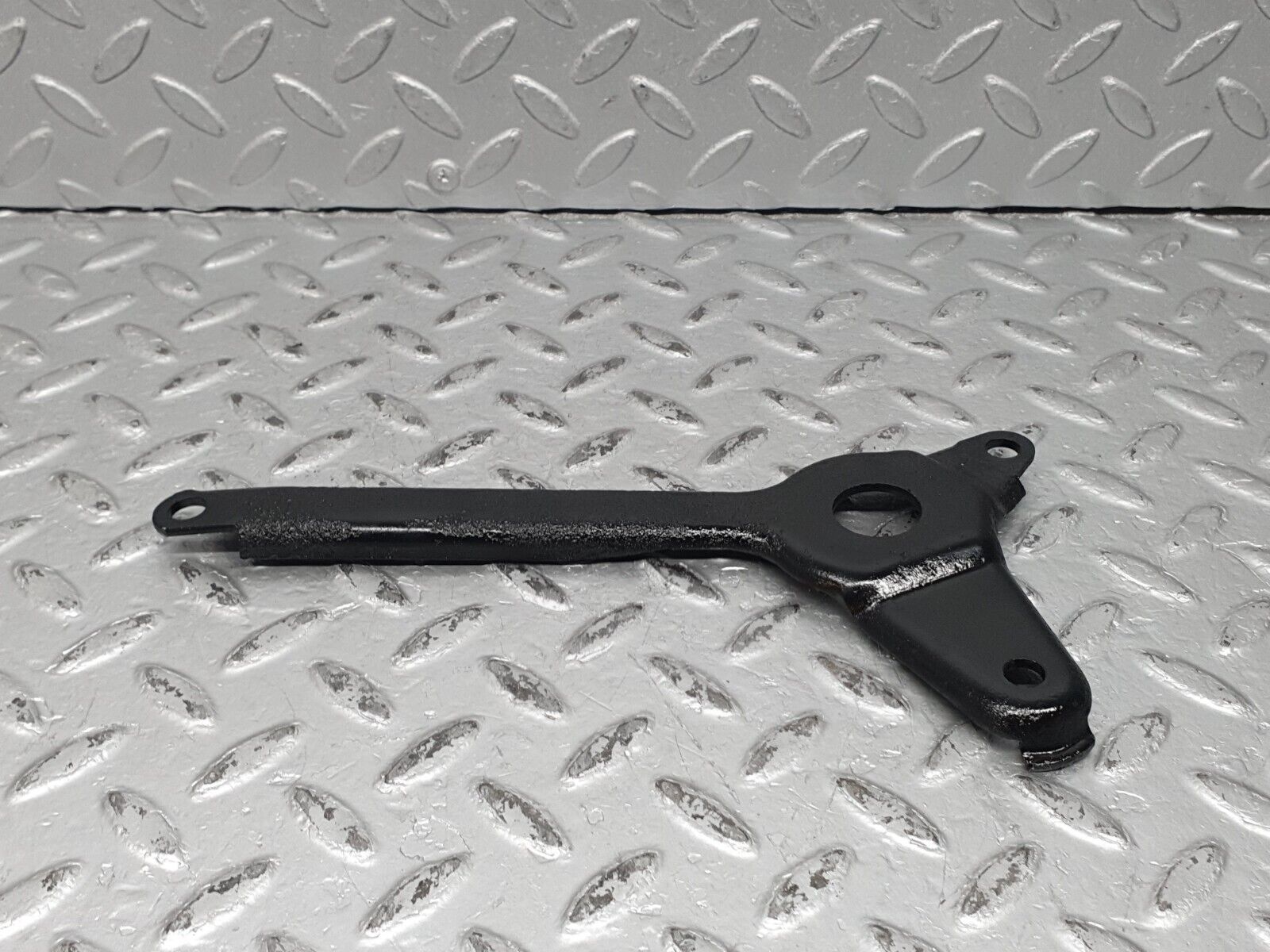 41230 Mercedes-Benz W126 300SE Belt Tensioner Bracket 1032021240