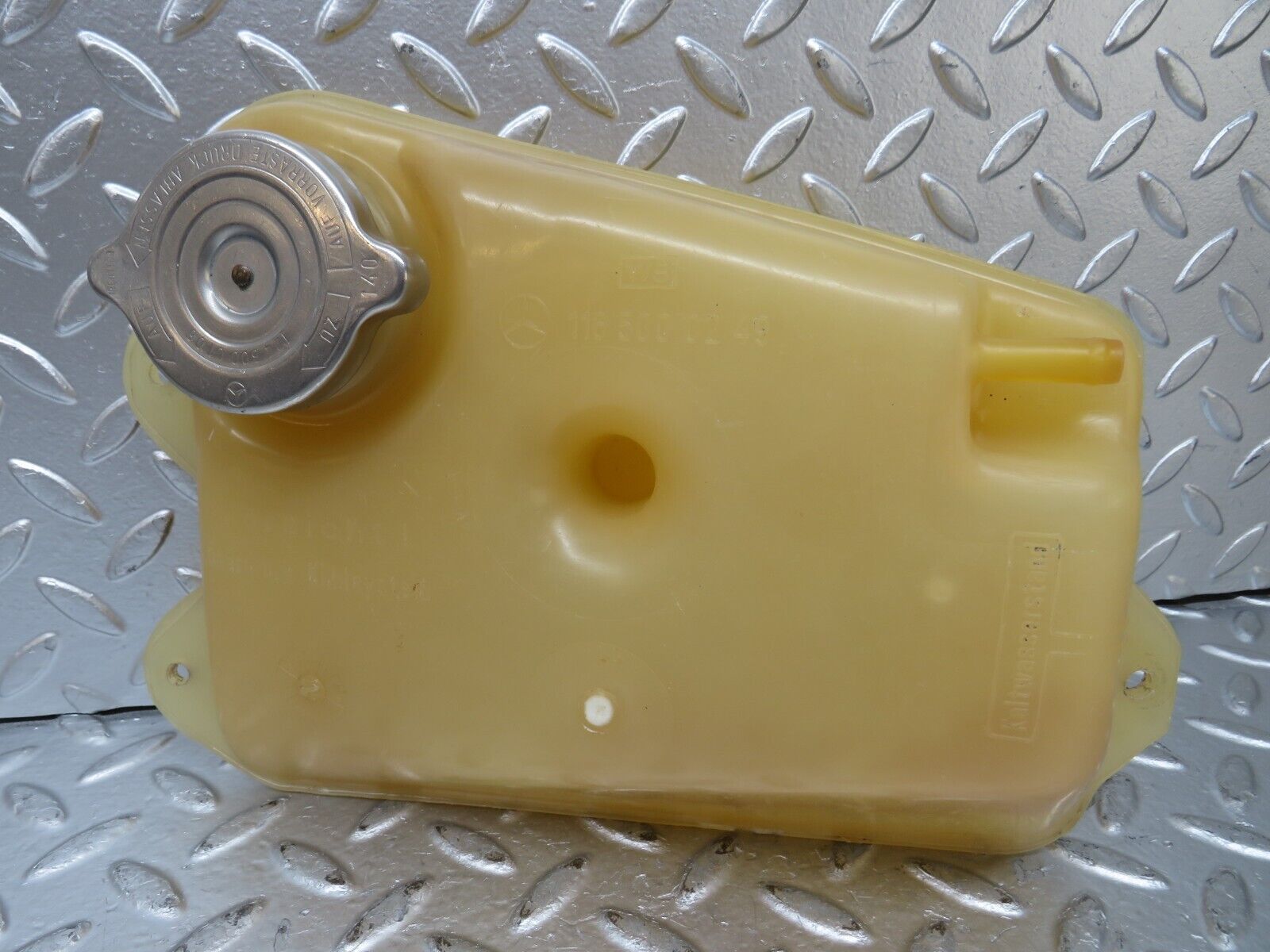26150 Mercedes-Benz W116 450SE Coolant Tank Reservoir 1165000249