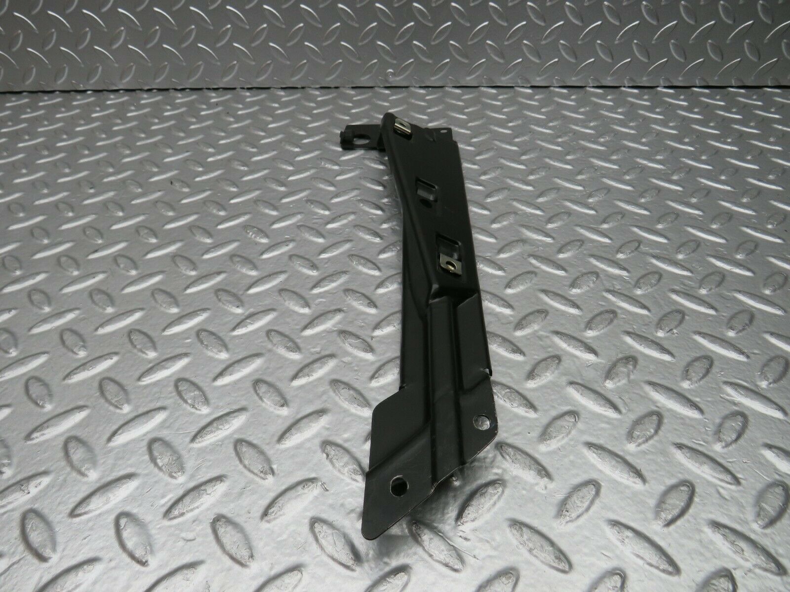 22454 Mercedes-Benz C124 E220 Coupe Rear Window Channel Support Left Side