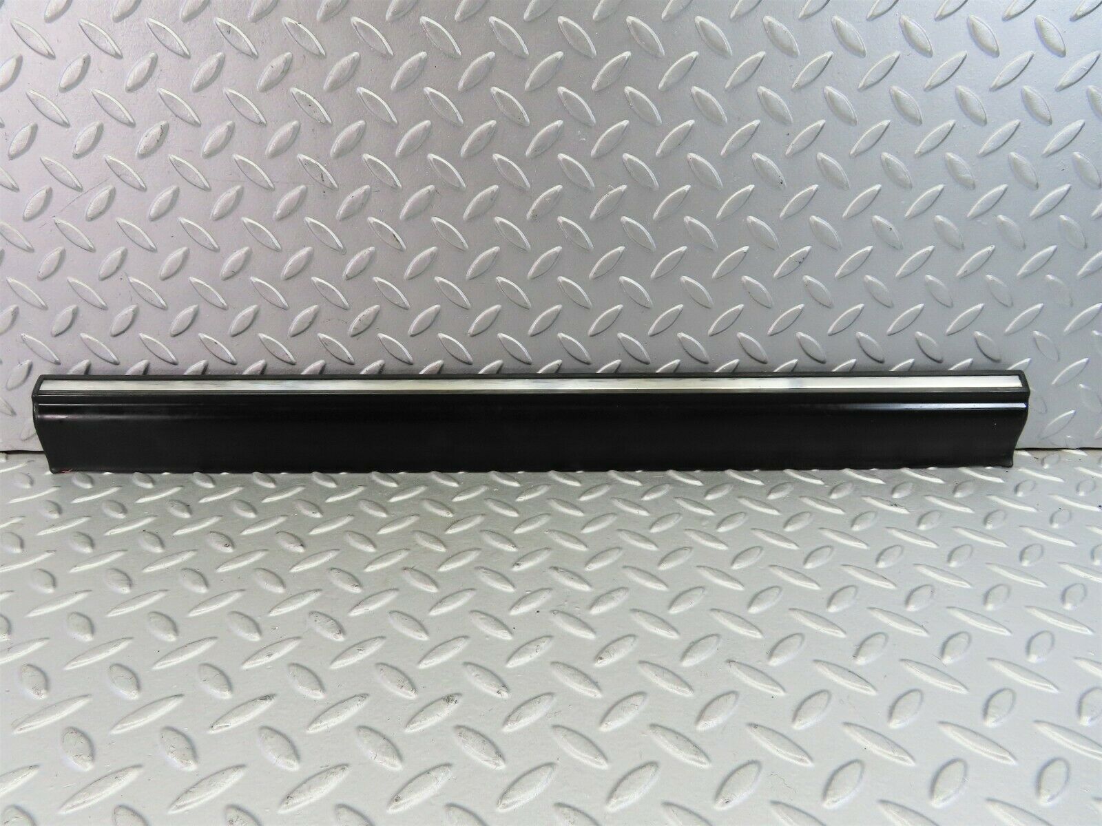 7683 Mercedes-Benz S123 230TE Wagon Rear Left Door Sill Trim Black