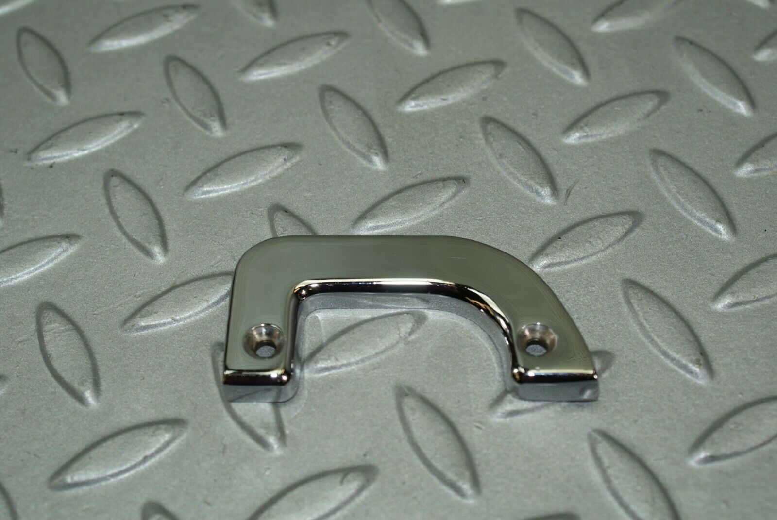 3188 Mercedes-Benz W115 220D Right Interior Chrome Door Latch Trim