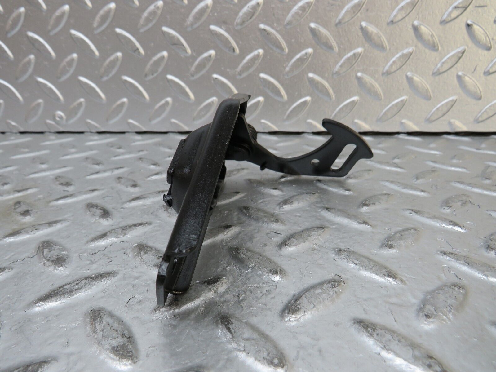 27692 Mercedes-Benz S124 300TE Wagon Bonnet Release Latch 1248800360