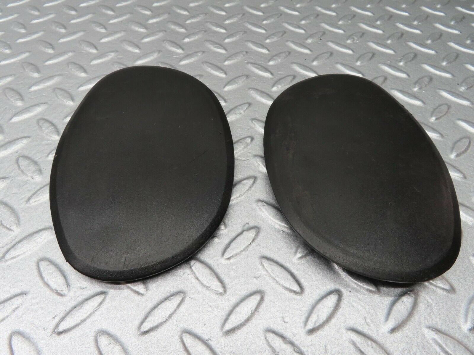 12734 Mercedes-Benz W111 220SE Suspension Mount Plastic Cover 1106830010