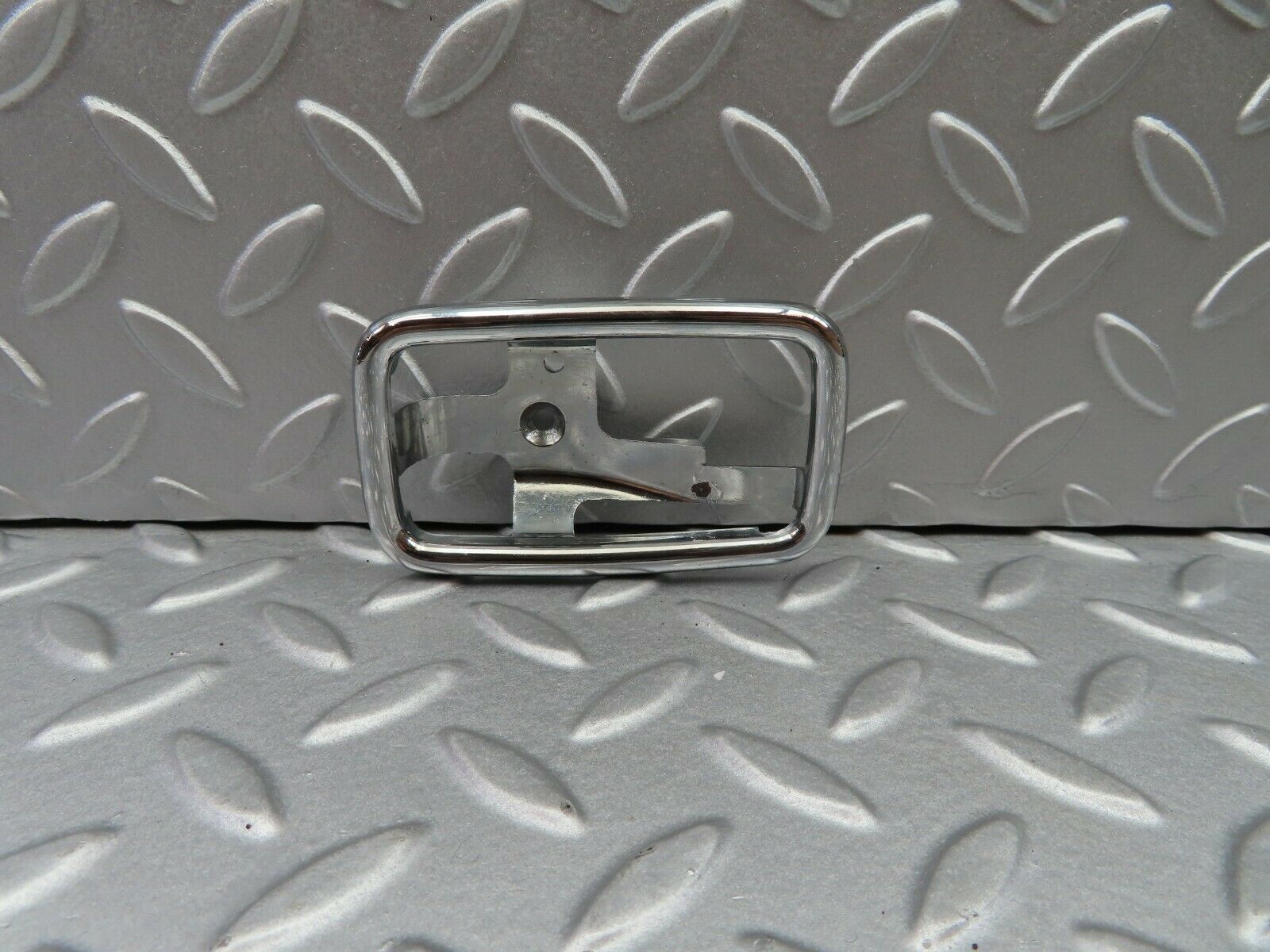 5820 Mercedes-Benz W123 200 Chrome Frame For Door Opener Left 1087660511