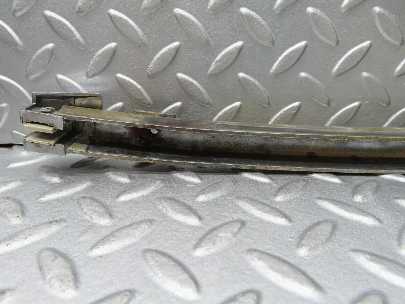 16739 Mercedes-Benz C107 380SLC Right Door Rear Window Channel