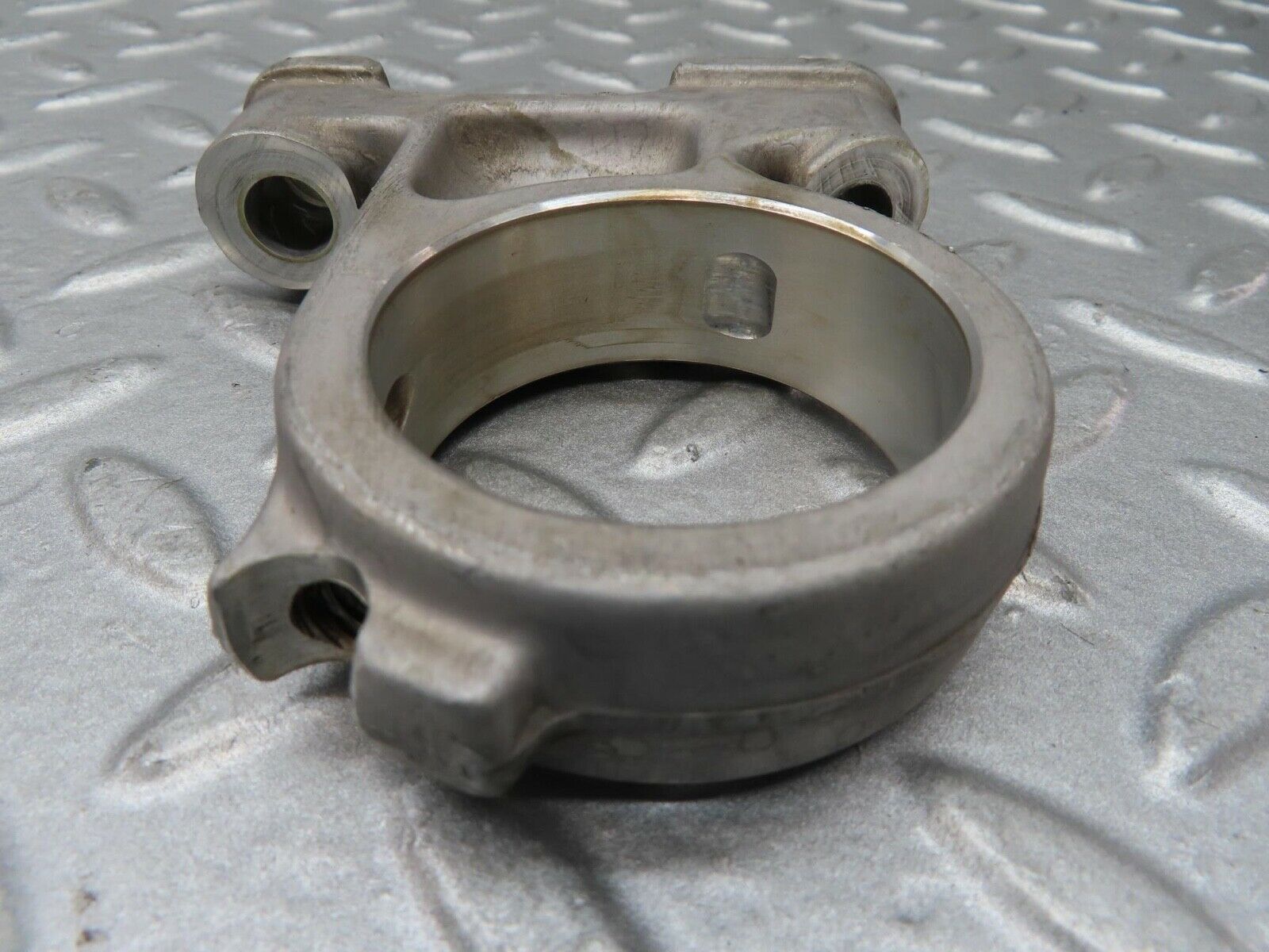 16553 Mercedes-Benz C107 350SLC Coupe Camshaft Tower Bearing 1160512112