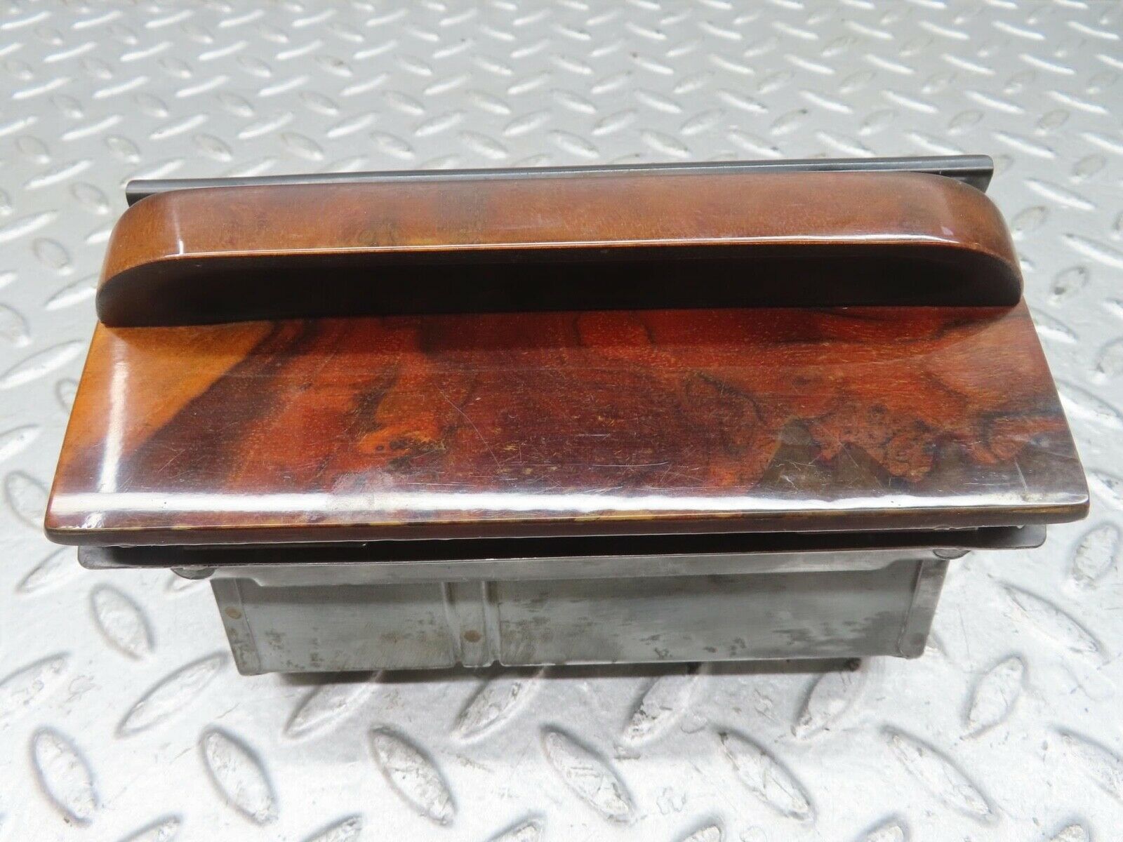 13916 Mercedes-Benz C107 280SLC Centre Console Ashtray Wood Finish