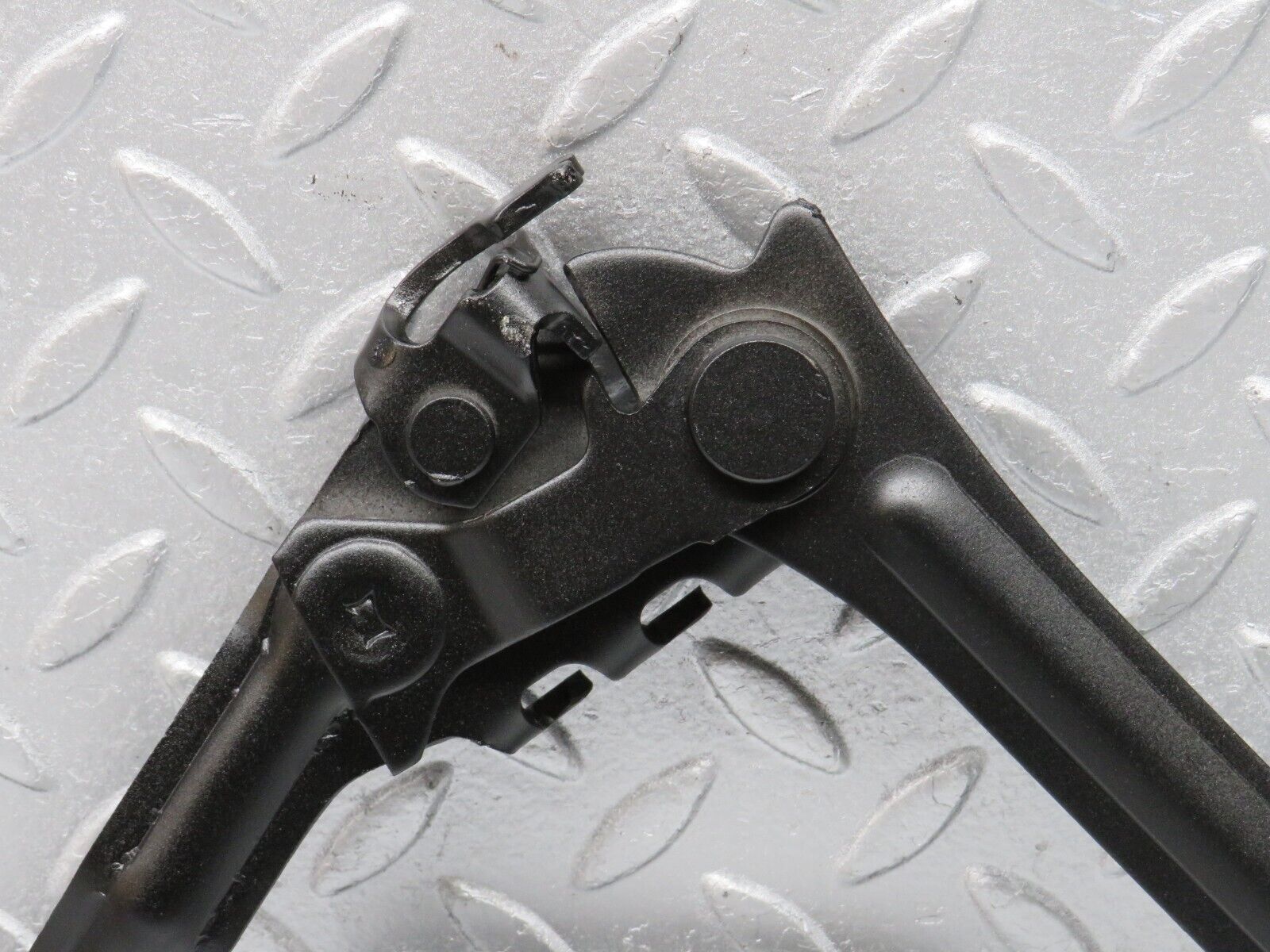 40547 Mercedes-Benz W123 300D Bonnet Hinge Right Side