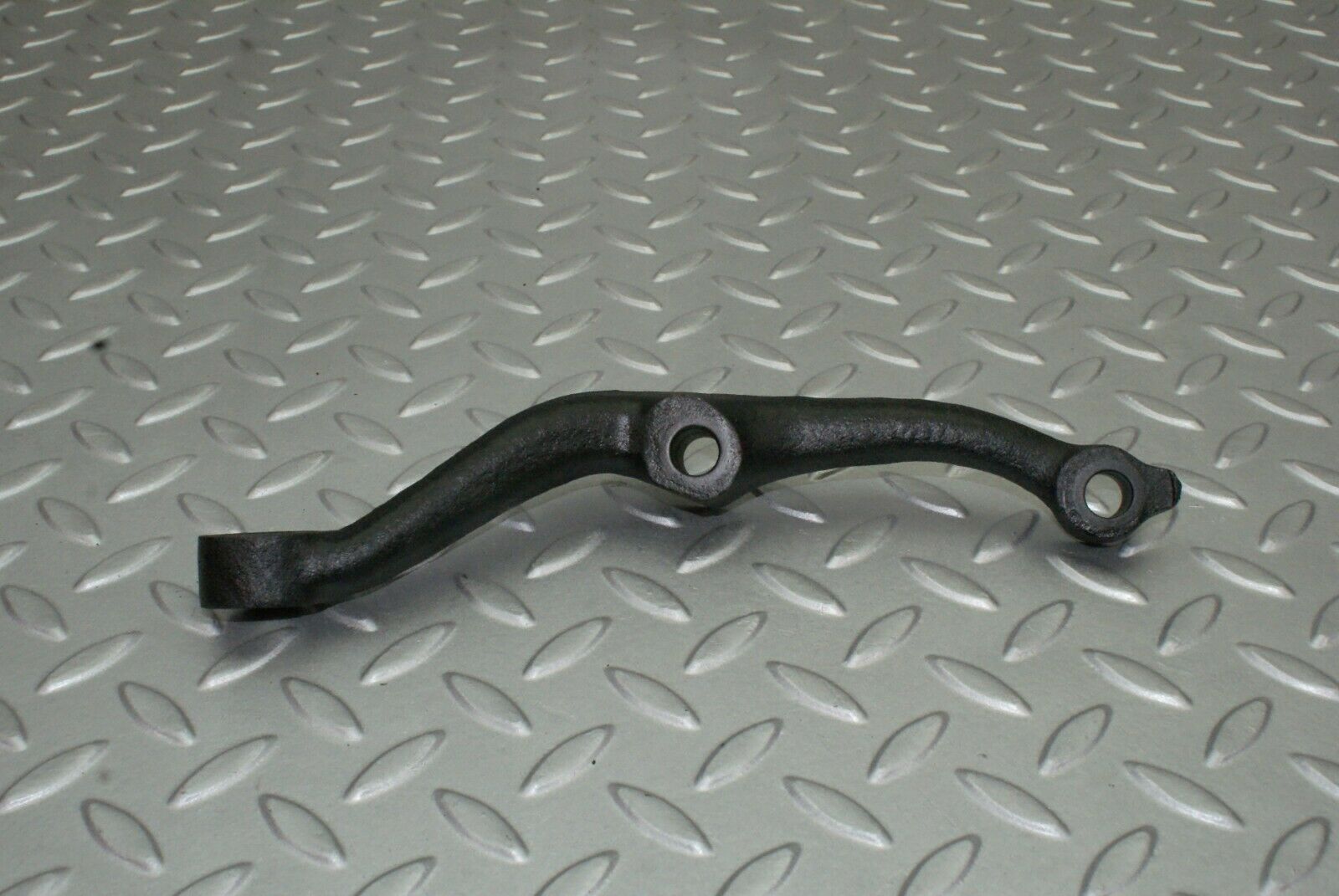 2632 Mercedes-Benz W116 350SE Front Axle Control Arm Left Side