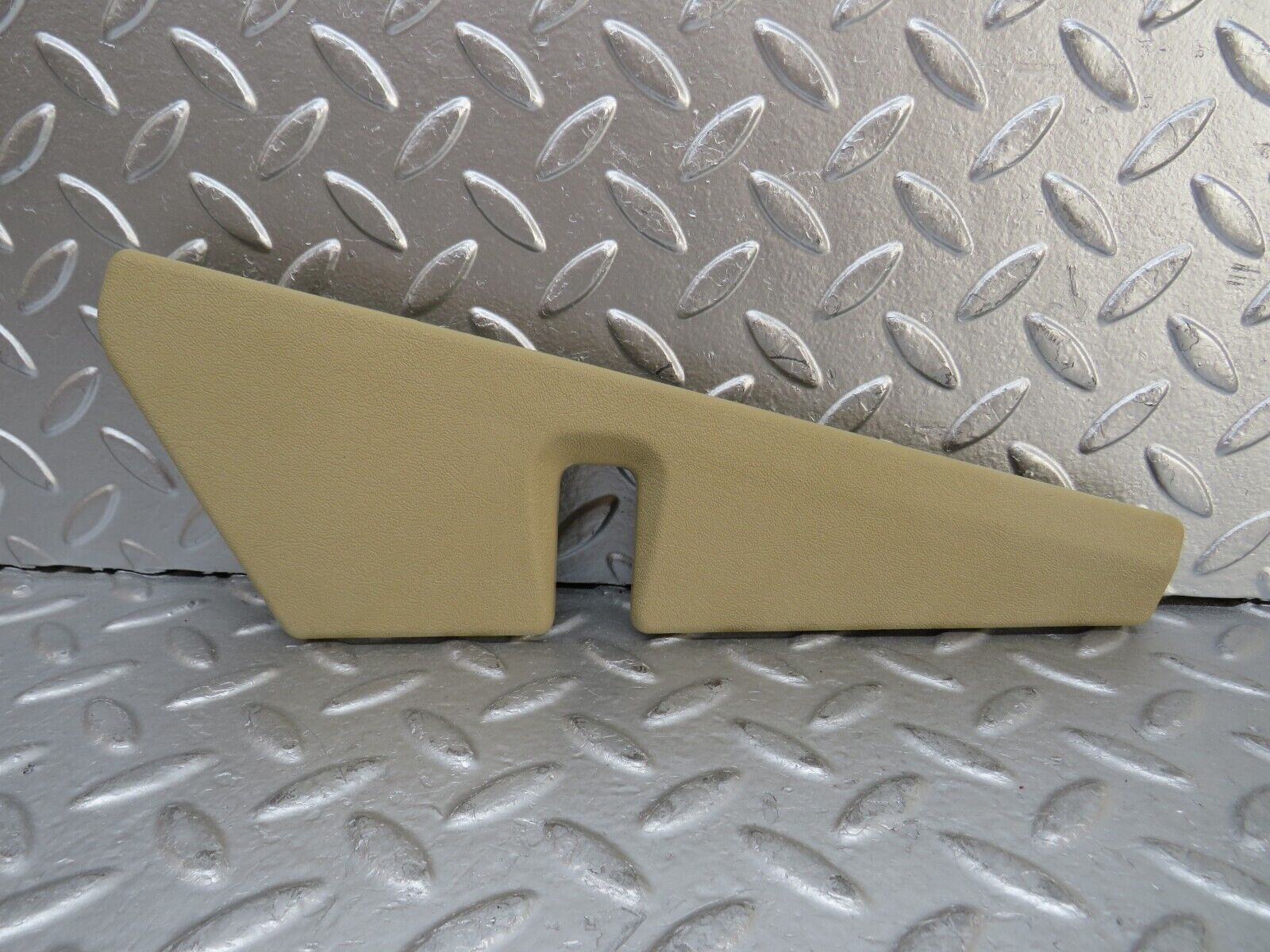 26704 Mercedes-Benz C124 220CE Coupe Front Right Seat Cover Beige 1249190220