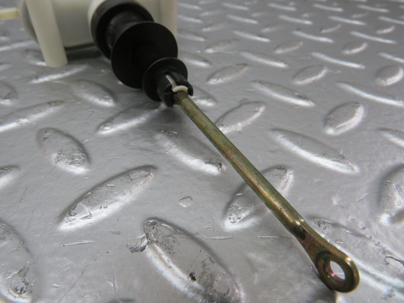 25315 Mercedes-Benz W201 190D Rear Left Door Lock Actuator