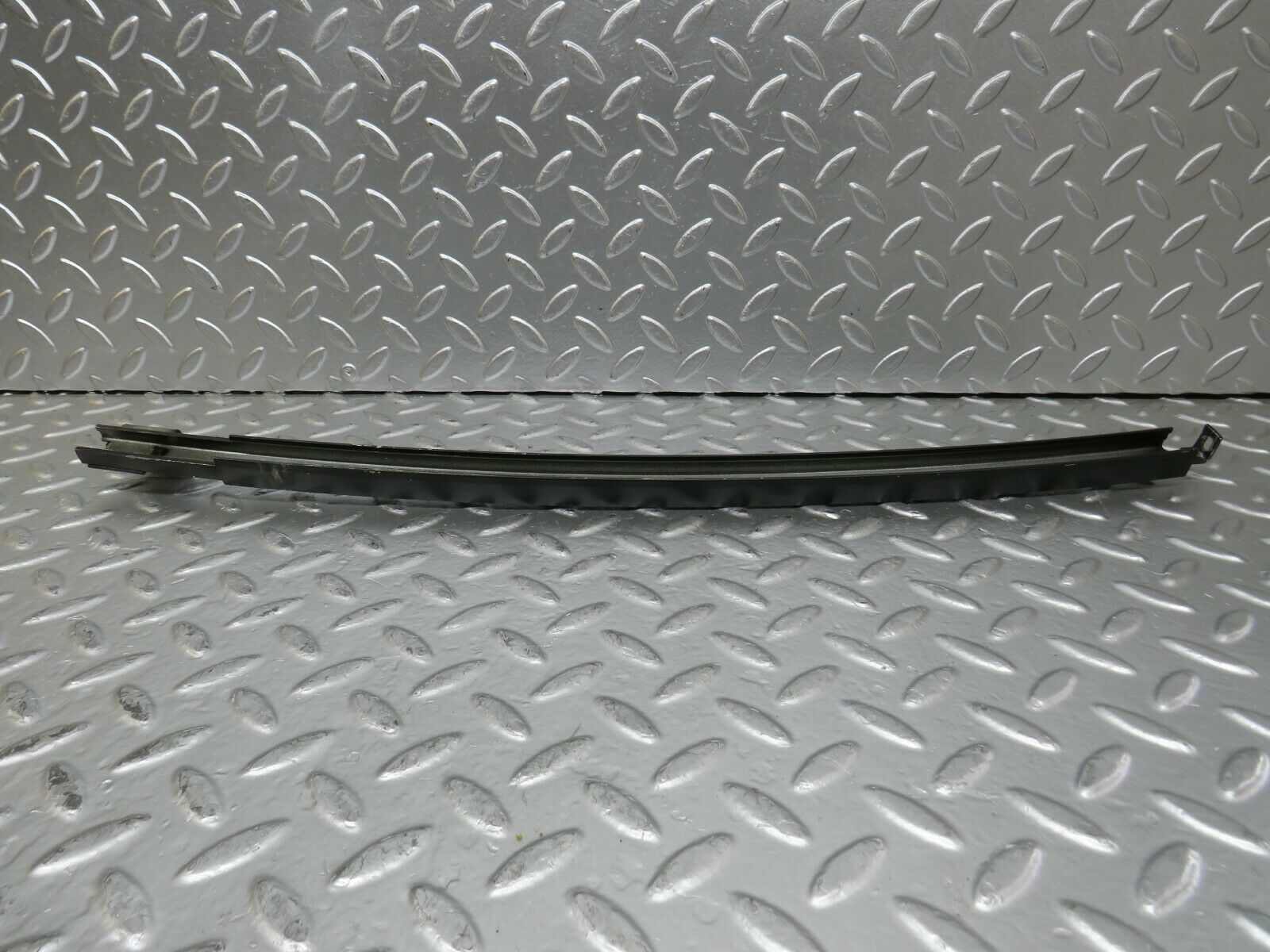 24248 Mercedes-Benz S124 220TE Wagon Rear Left Door Window Channel