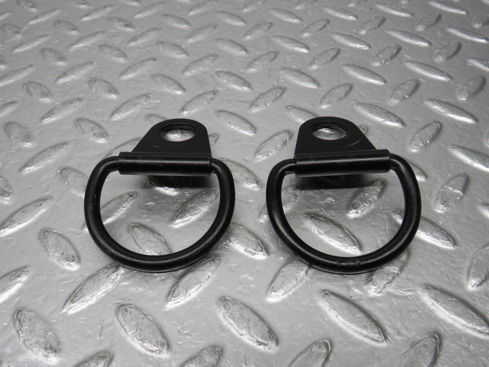 31387 Mercedes-Benz S124 220TE Wagon Trunk Cargo Hook Clip