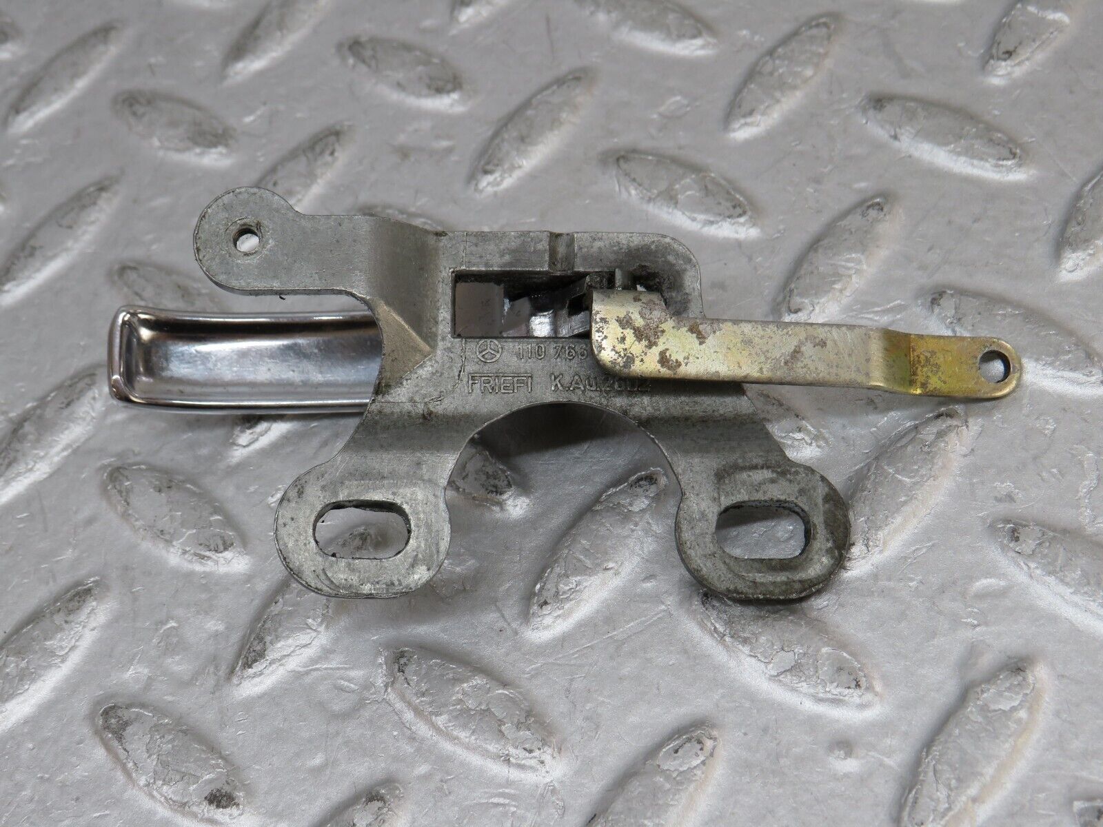 35690 Mercedes-Benz W108 Front Left Interior Door Handle 1157660319