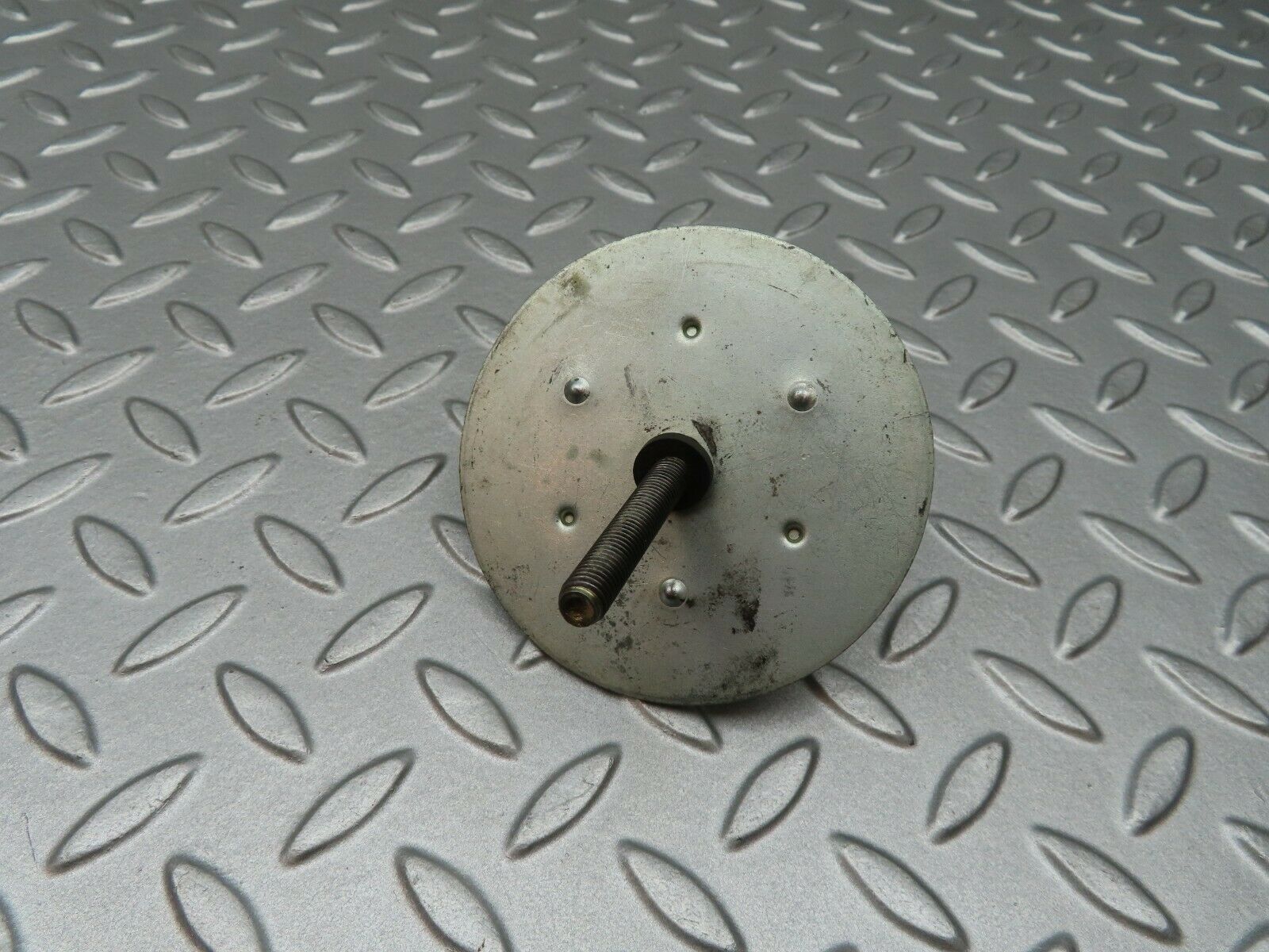 3741 Mercedes-Benz S123 200T Wagon Spare Wheel Holder