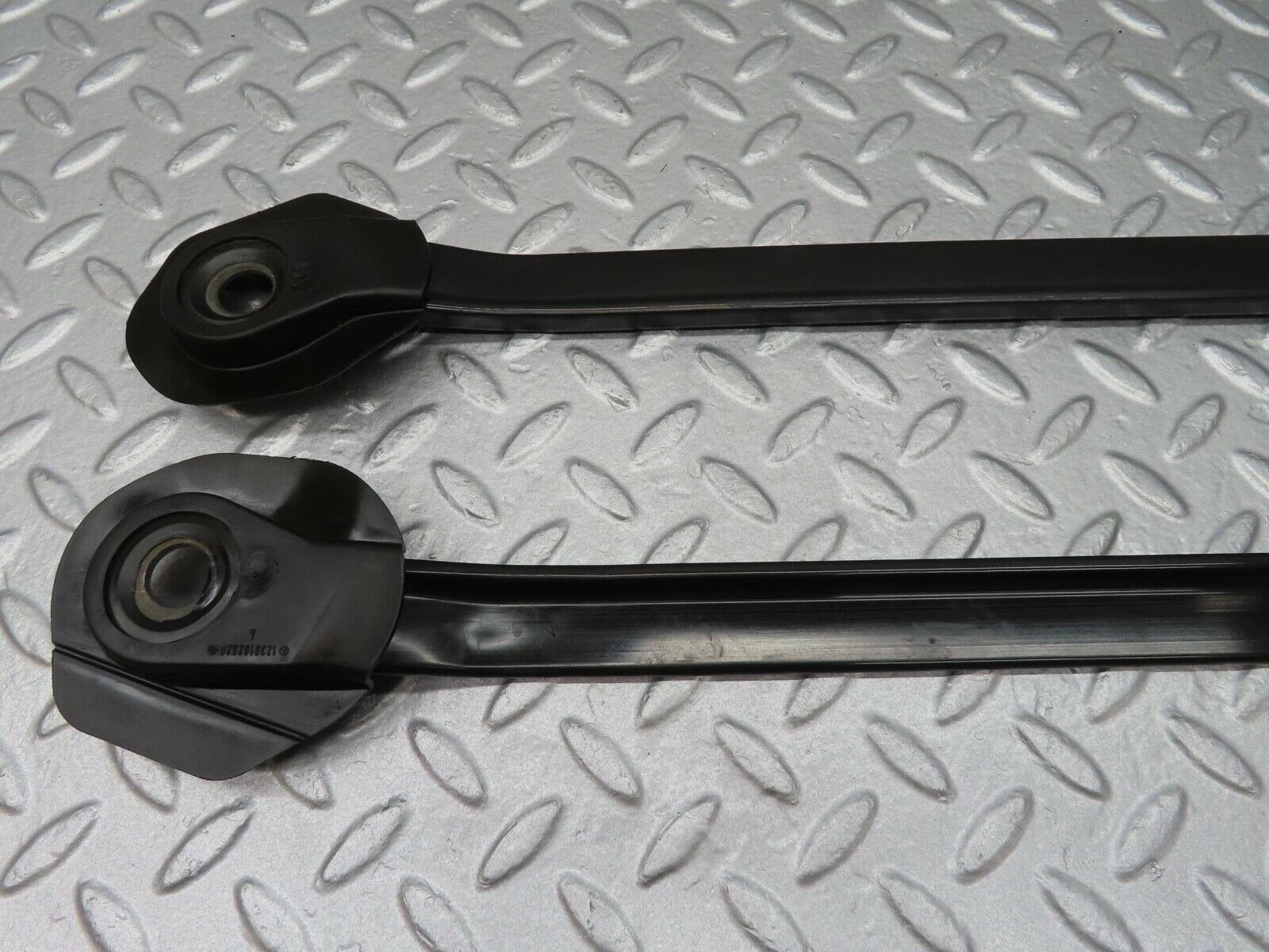 15949 Mercedes-Benz W123 280E Seat Belt Runner 1239192520 1239192620