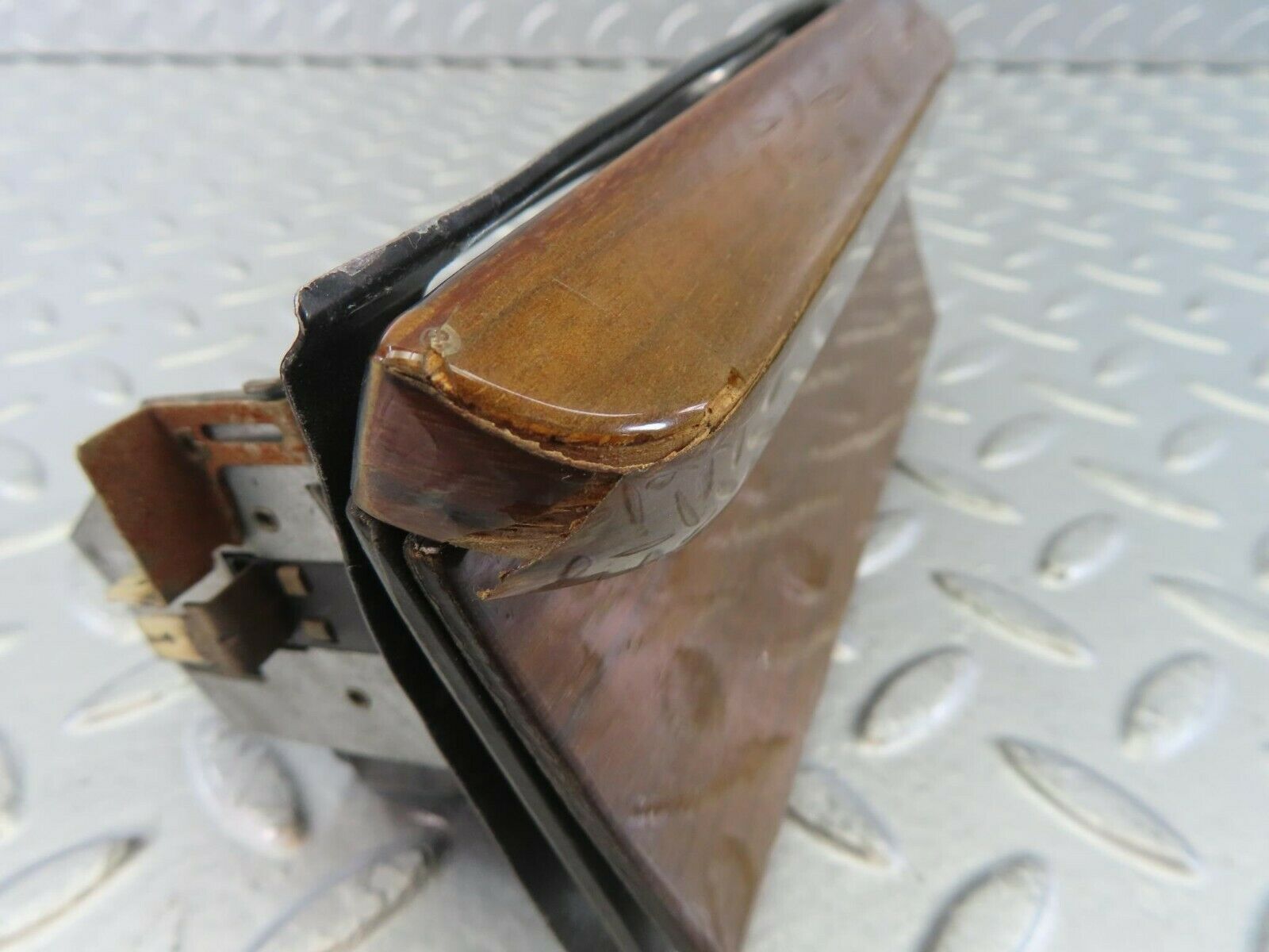 10090 Mercedes-Benz C123 230CE Coupe Centre Console Ashtray