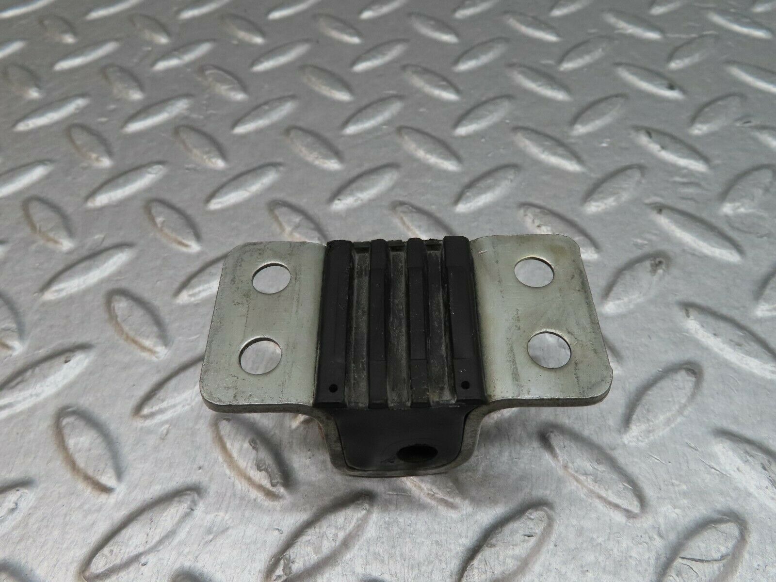 18047 Mercedes-Benz W123 200 Door Lock Latch Right Side