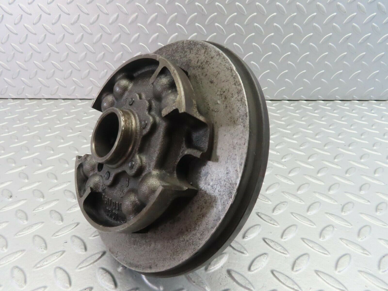 7557 Mercedes-Benz Crankshaft Vibration Damper With Pulley 6170310007