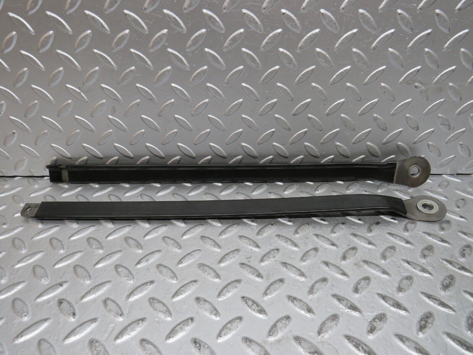 29087 Mercedes-Benz C124 320CE Coupe Seat Belt Runner Pair