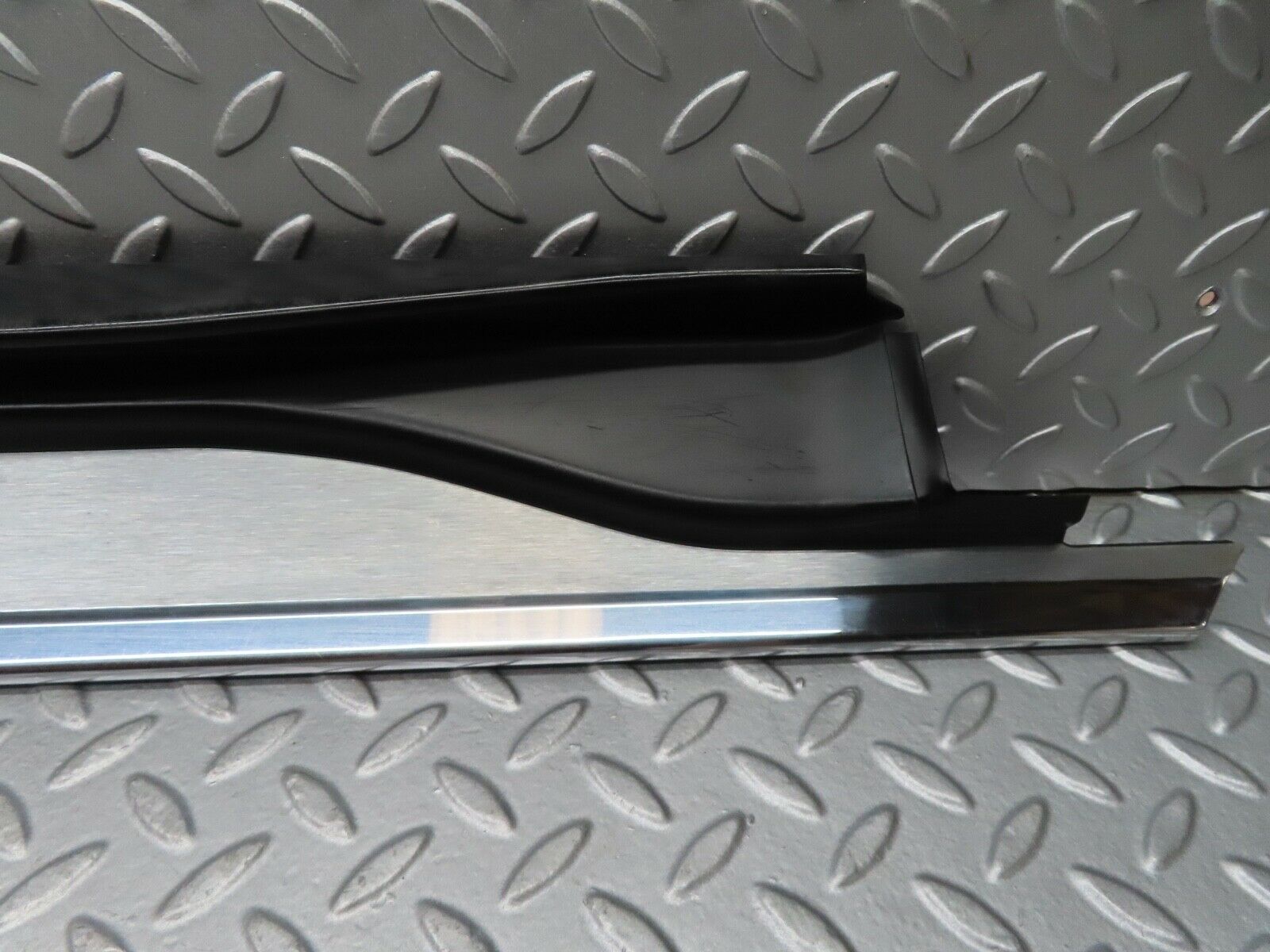 17310 Mercedes-Benz R129 300SL Coupe Right Door Sill 1296800435