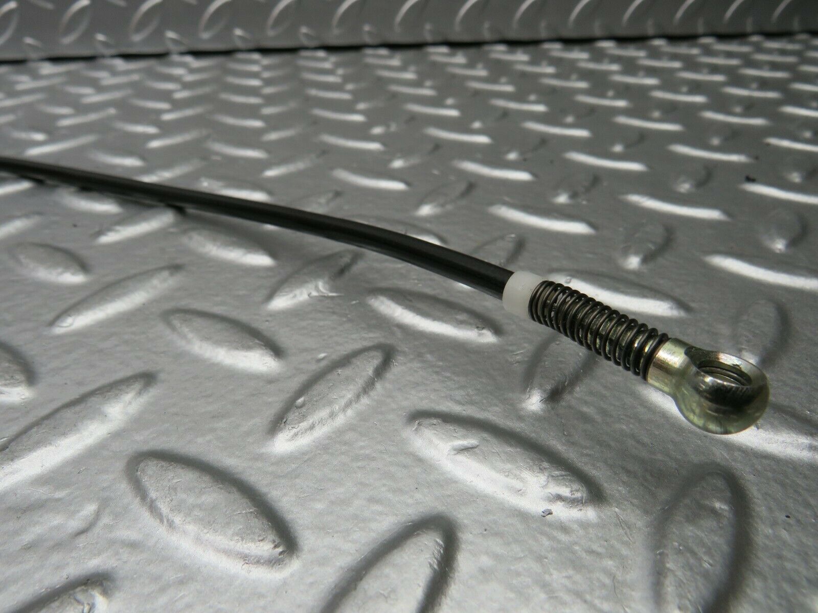 22471 Mercedes-Benz C124 E220 Coupe Gearbox Cable 1242670364