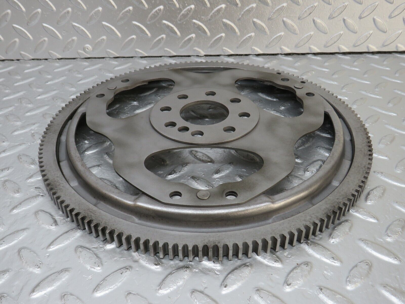 33801 Mercedes-Benz W201 190E 2.0L Flywheel Starter Ring 1020301312