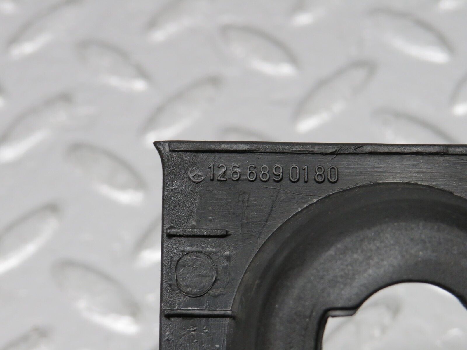 34351 Mercedes-Benz C126 380SEC Headlight Switch Cover Trim Surround 126689018