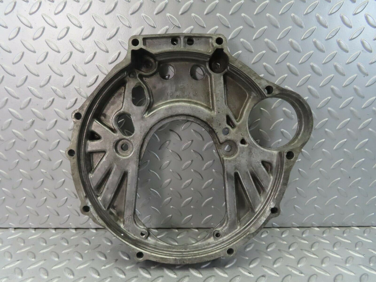 8676 Mercedes-Benz W115 Gearbox Flange 1150110245