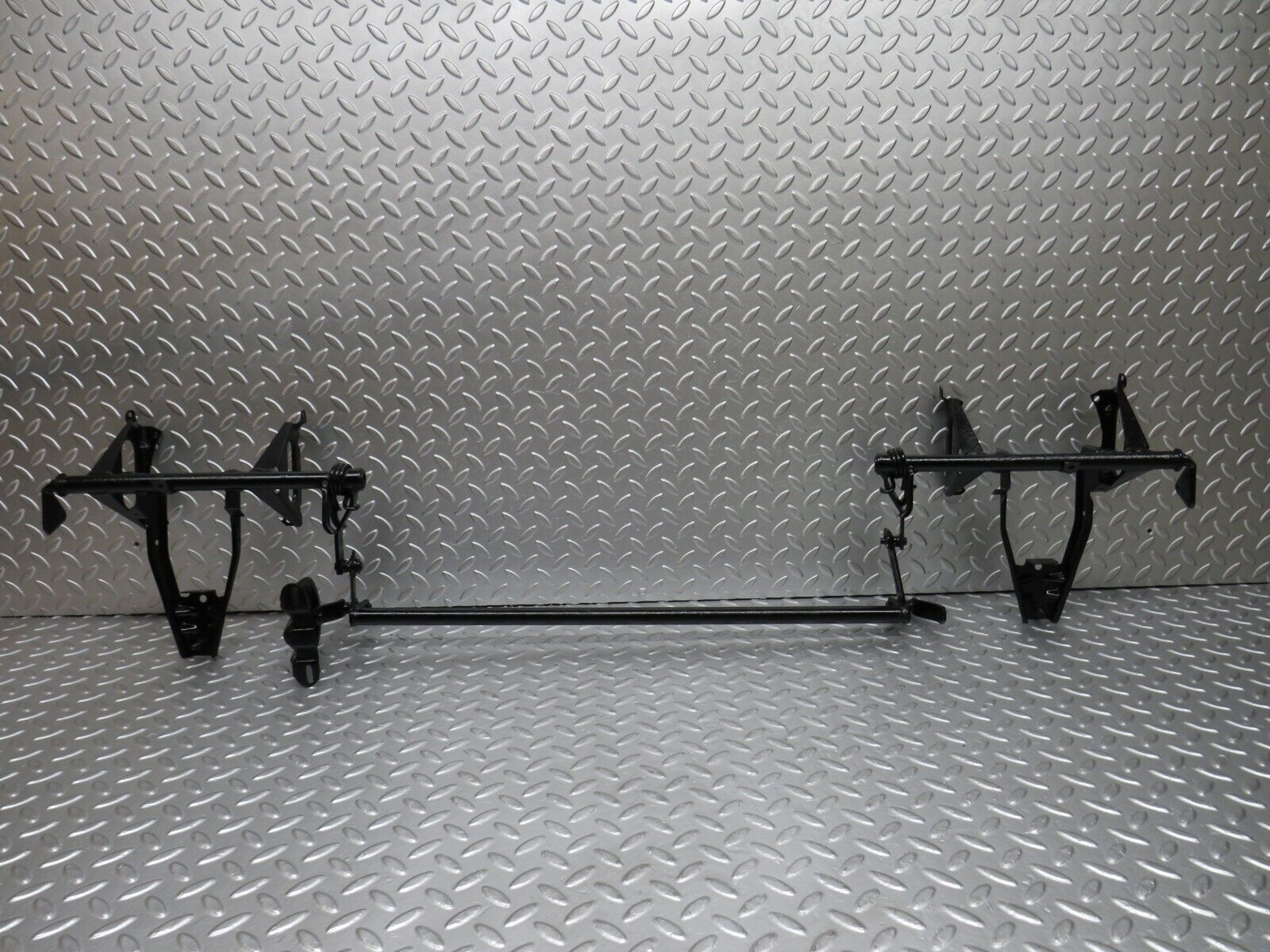 29970 Porsche 924 Headlight Lift Linkage Pivot Bar Rod