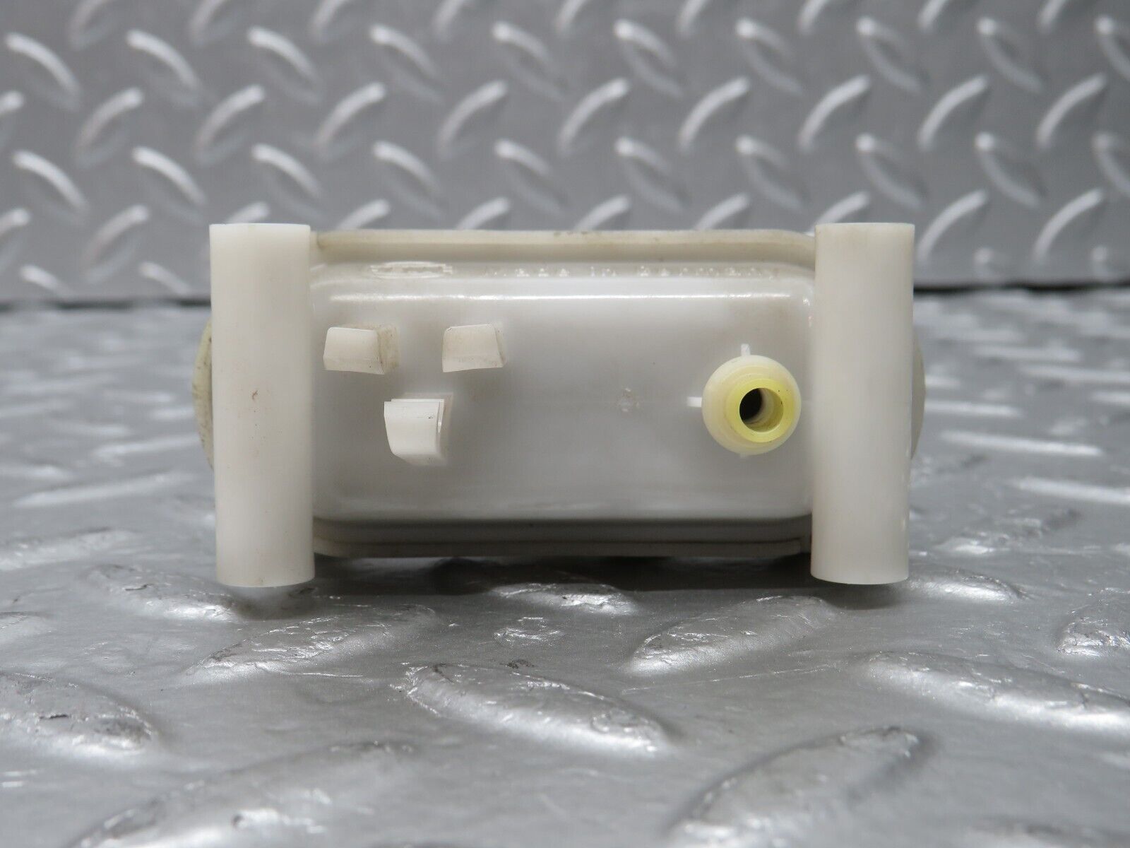 31397 Mercedes-Benz S124 220TE Door Lock Vacuum Actuator Hella Rear Right