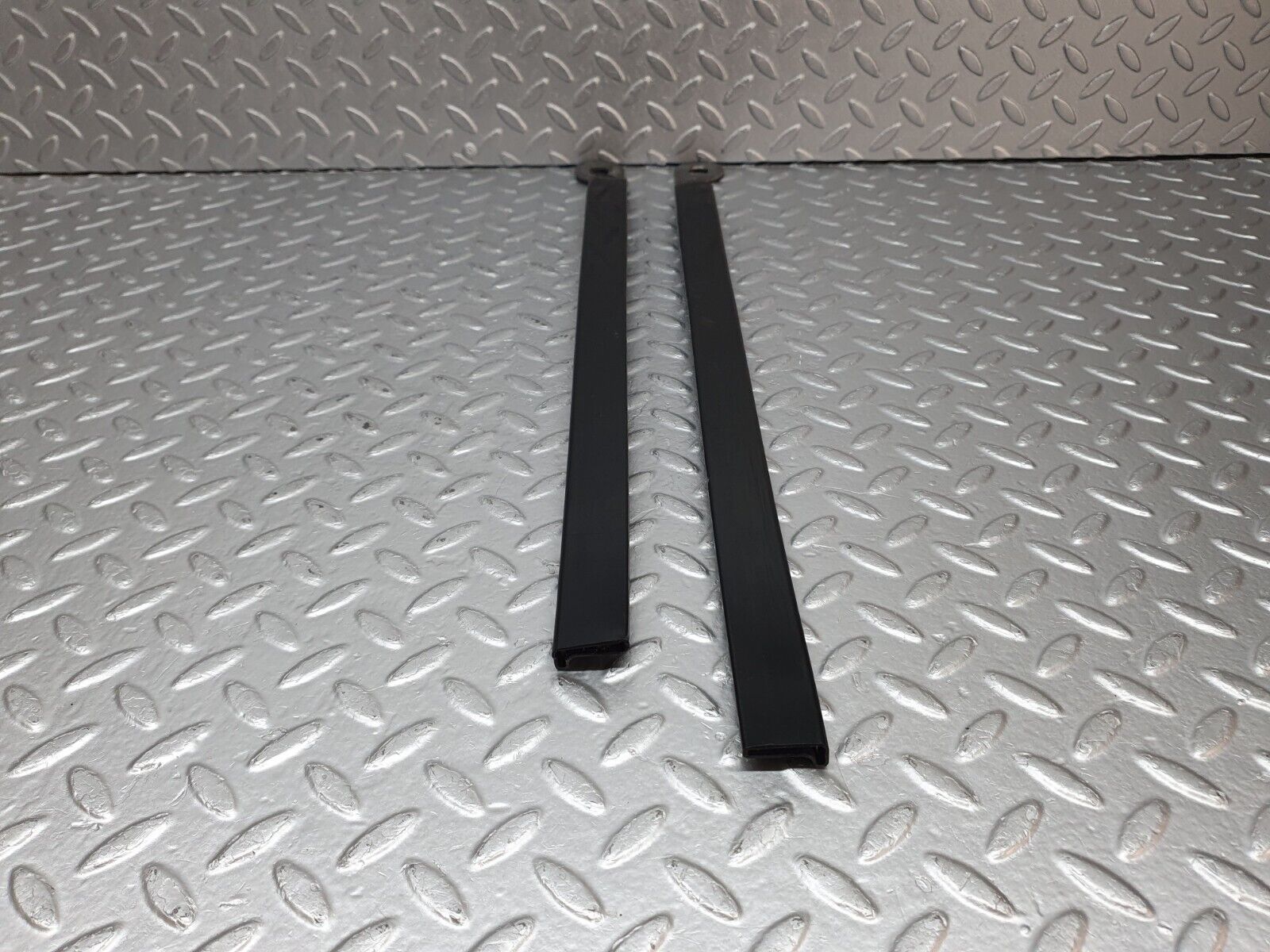 40783 Mercedes-Benz W123 300D Seat Belt Runner Pair