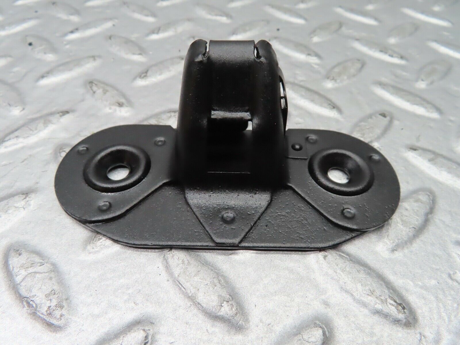 20299 Mercedes-Benz W114 280CE Coupe Trunk Lock Latch