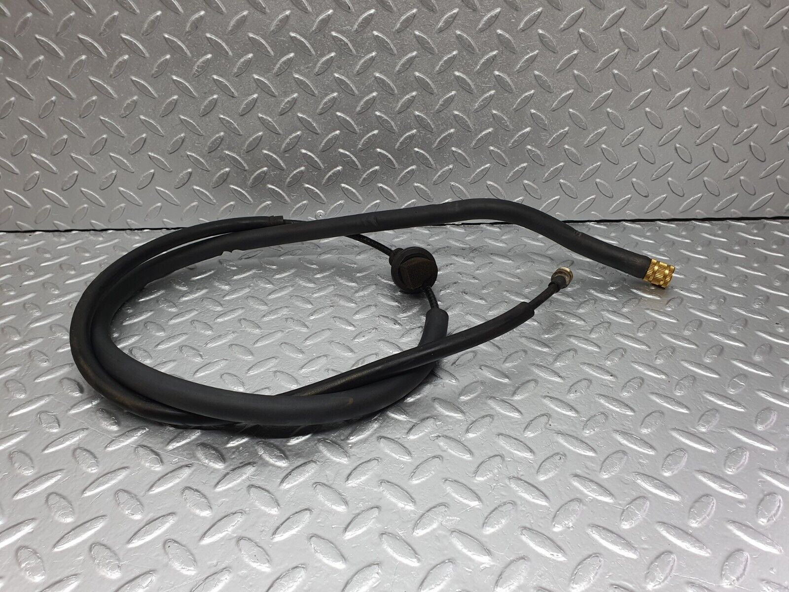 41572 Mercedes-Benz W124 200E Speedometer Cable Automatic Gearbox 1245400568