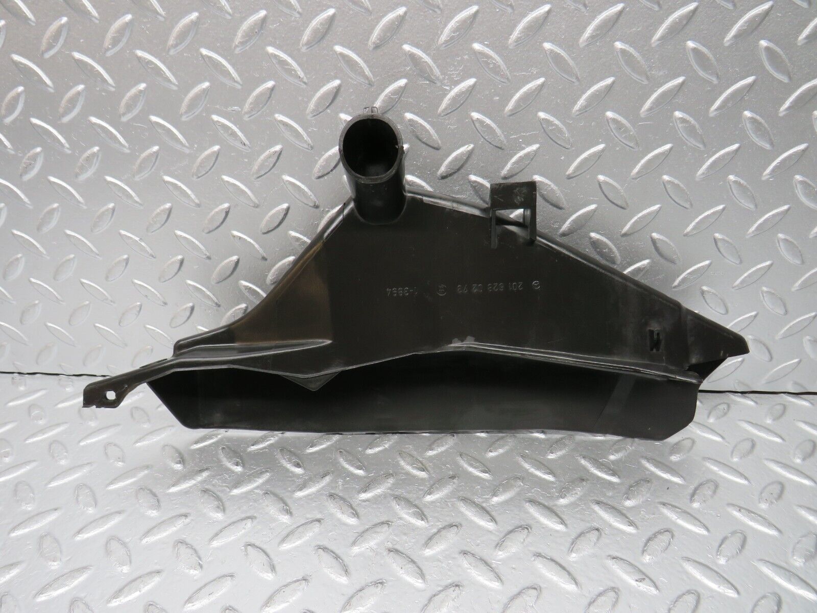 30807 Mercedes-Benz W201 190E 2.0L Front Right Rain Gutter Drain Channel 2016280273