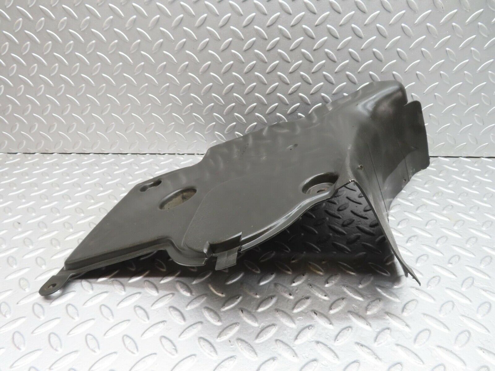 14983 Mercedes-Benz W140 S320 Engine Bay Undertray Cover Left 1405240230