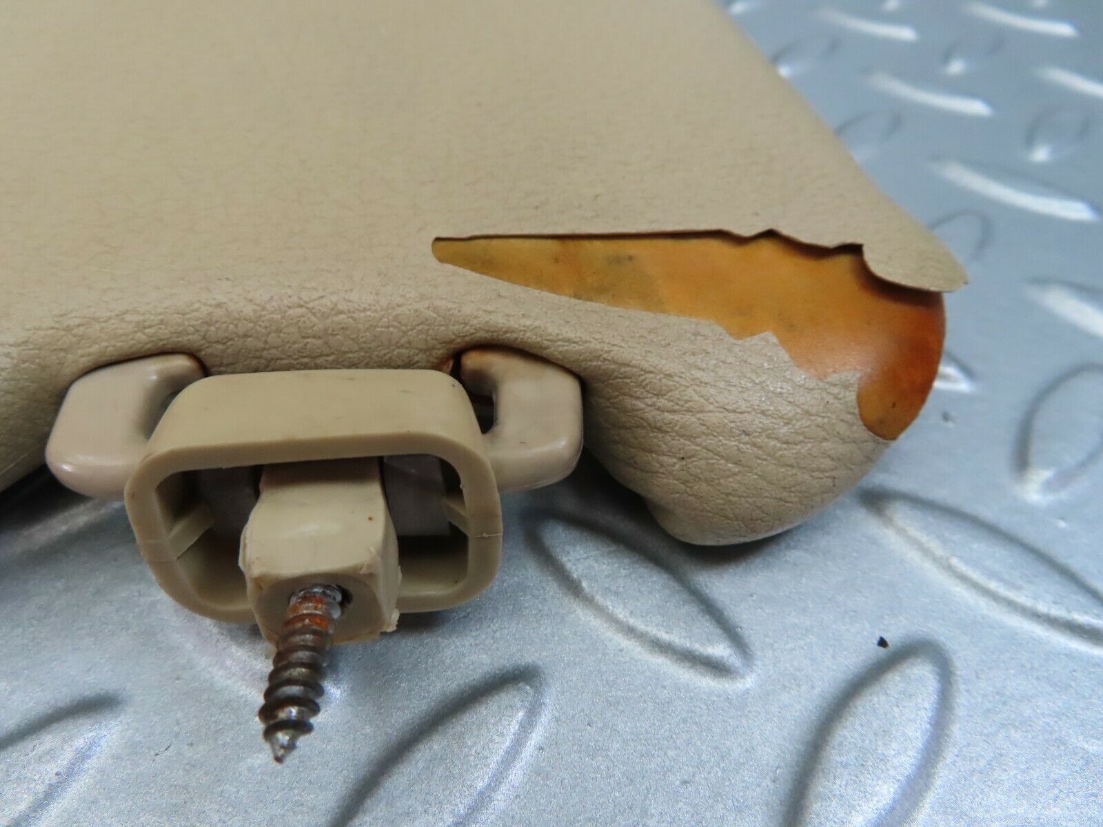 7268 Mercedes-Benz W116 450SE Sun Visor Right Side