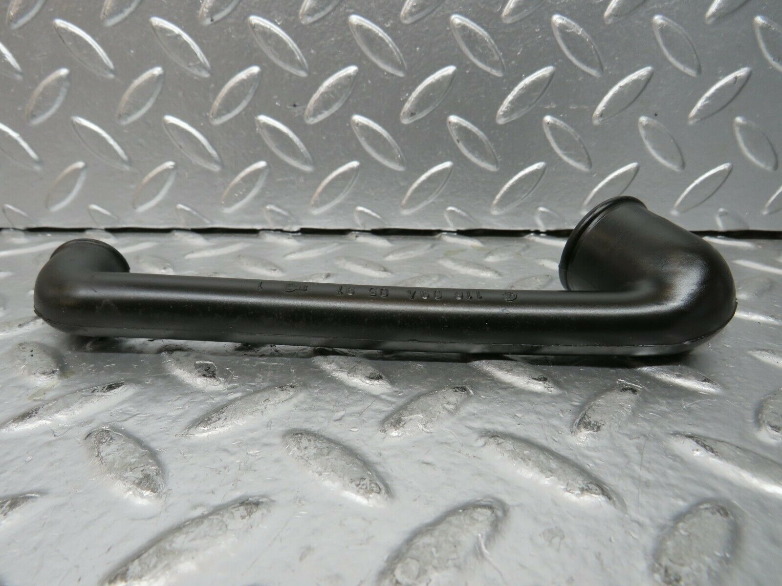 23340 Mercedes-Benz W116 350SE Crankcase Breather Hose 1160940591