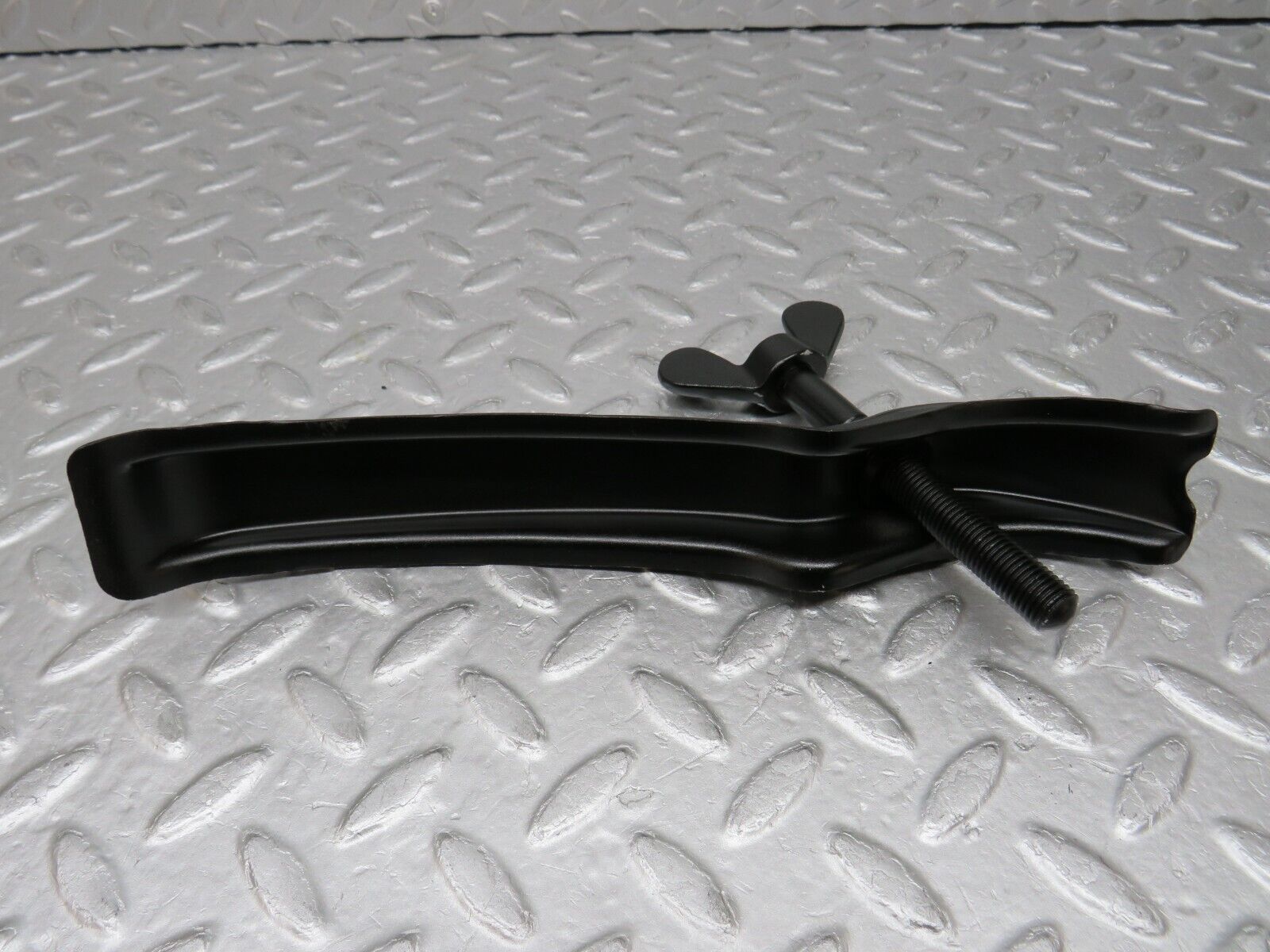 37488 Mercedes-Benz W109 300SEL Spare Wheel Holder