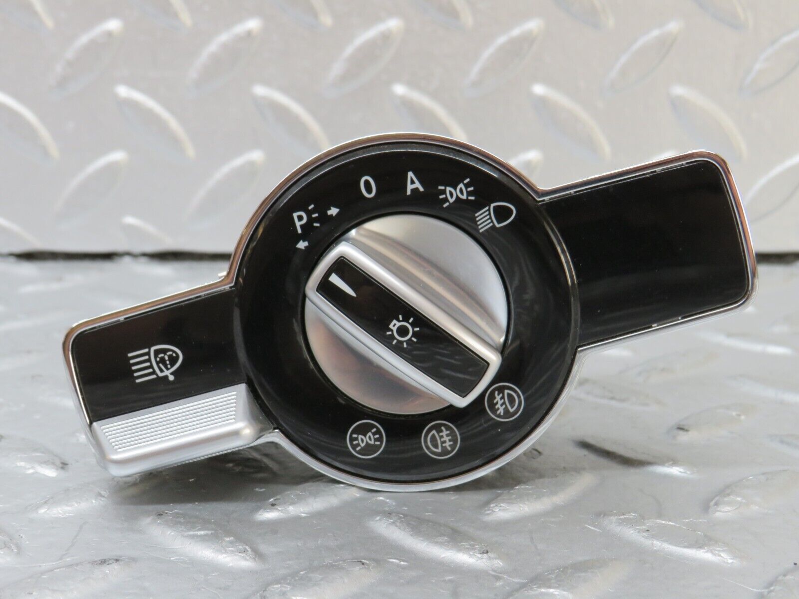 35141 Mercedes-Benz W221 Headlight Switch 2215451104