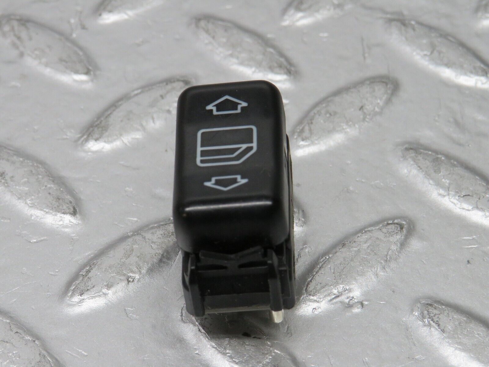 31383 Mercedes-Benz S124 220TE Electric Window Switch Left Side 1248209310