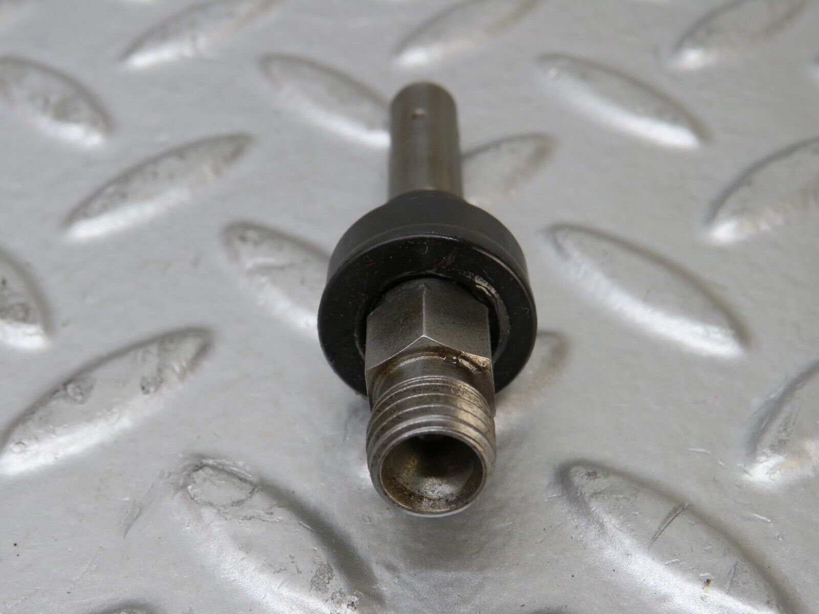 26253 Mercedes-Benz W116 450SE Fuel Injector Bosch 0437502010