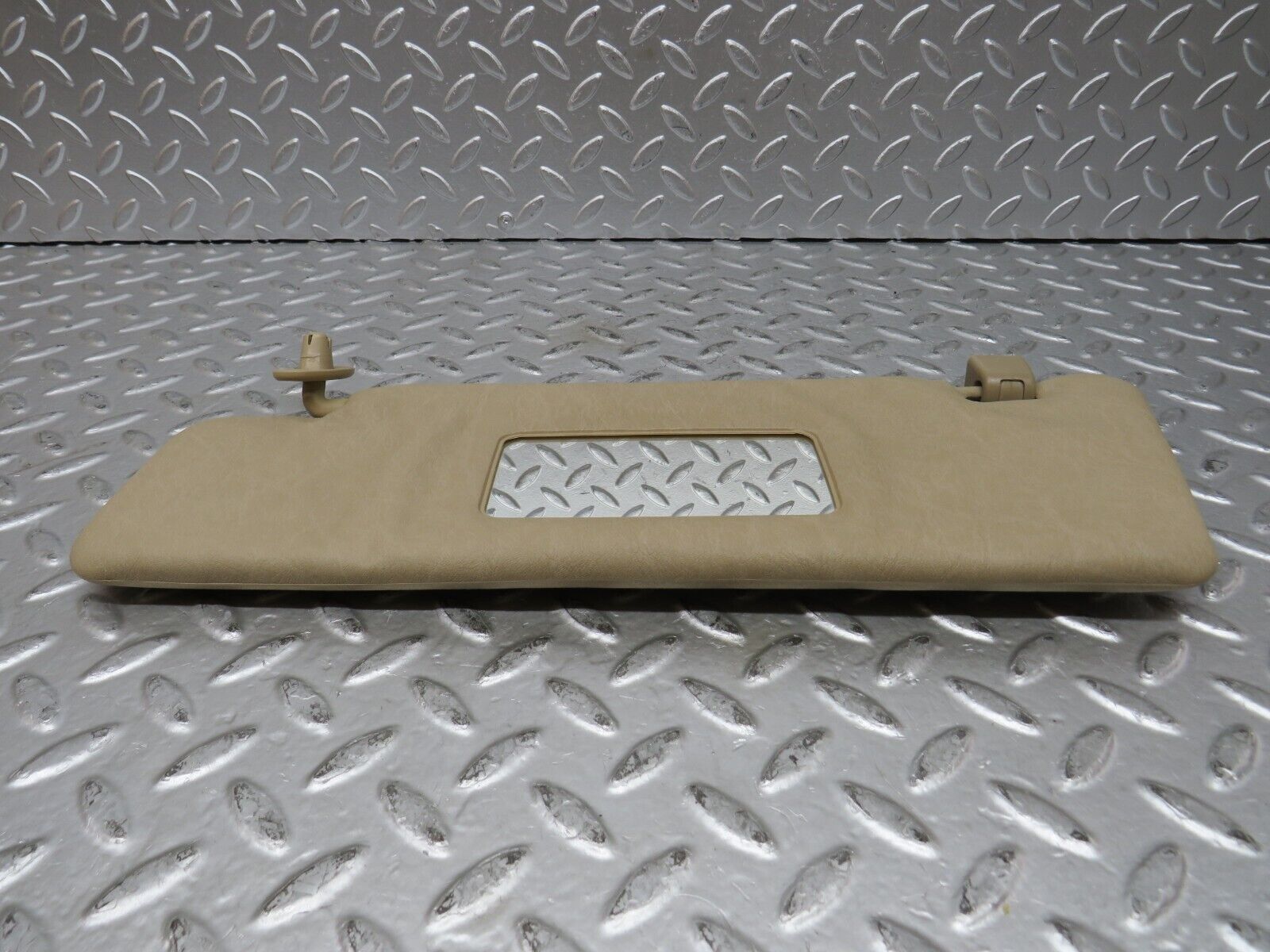 27530 Mercedes-Benz S124 300TE Wagon Sun Visor Left Side