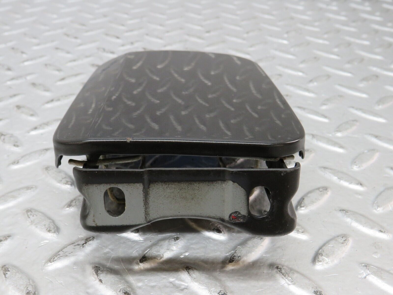 26610 Mercedes-Benz C124 220CE Coupe Fuel Tank Flap Cap 1245846939