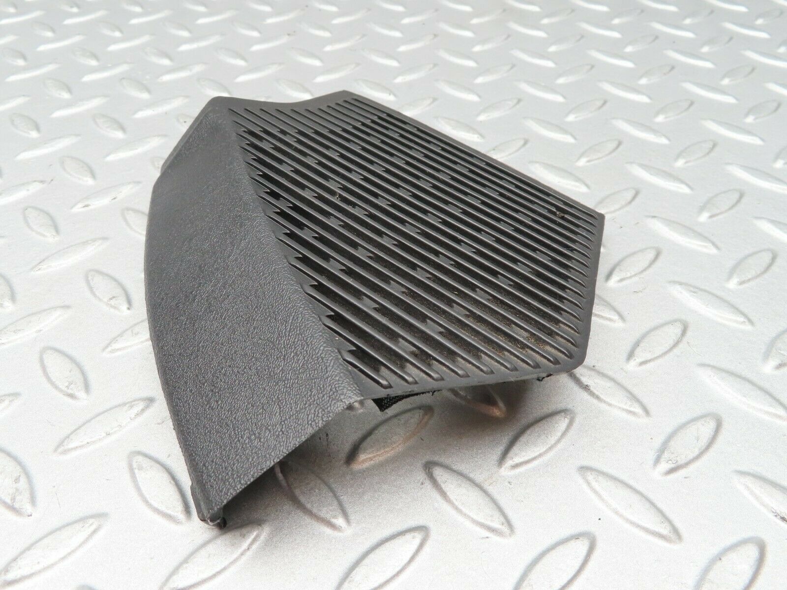 4326 Mercedes-Benz W123 230E Front Right Speaker Cover 1236802807