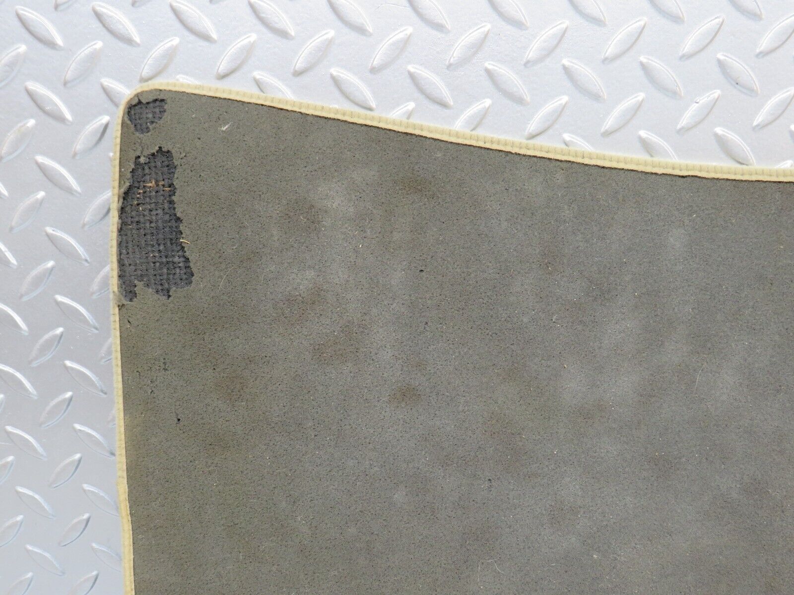 38375 Mercedes-Benz R129 280SL Coupe Front Left Floor Mat Beige