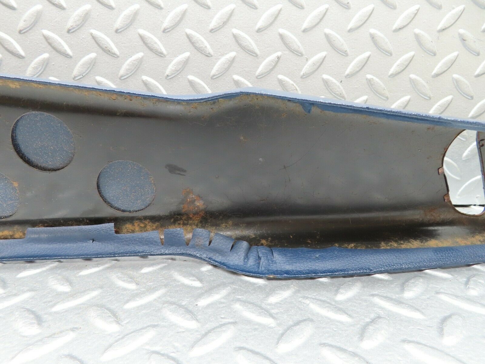 17905 Mercedes-Benz W123 200 B Pillar Cover Right Side Blue