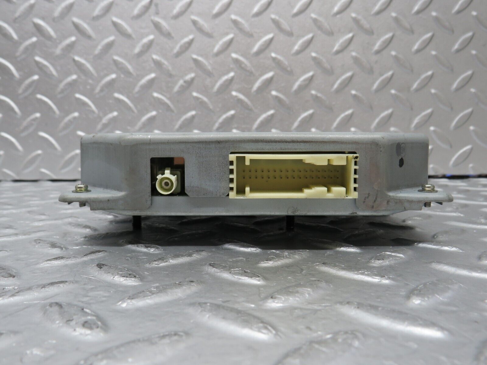 35149 Mercedes-Benz W221 Rear View Camera Control Unit 2218708485